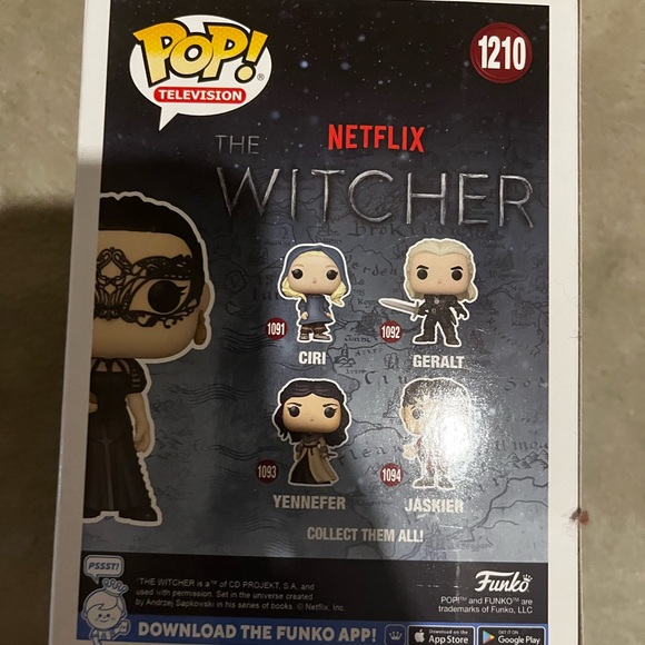 Funko Pop! Television Yennefer Exclusive Figure - Black and Gold - Picture 2 of 2